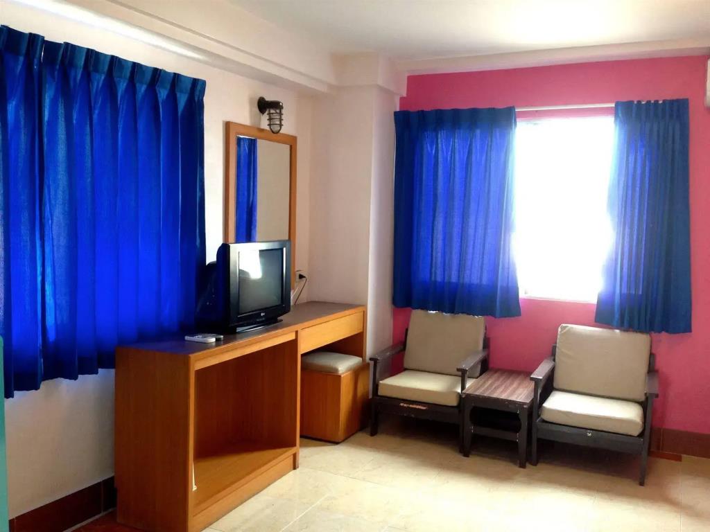 Cherry Hotel 3*