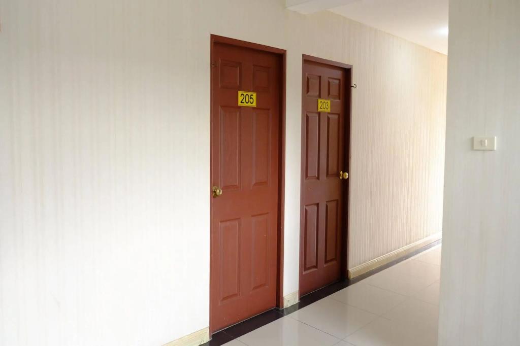 Banchang Apartment and Hotel 0*