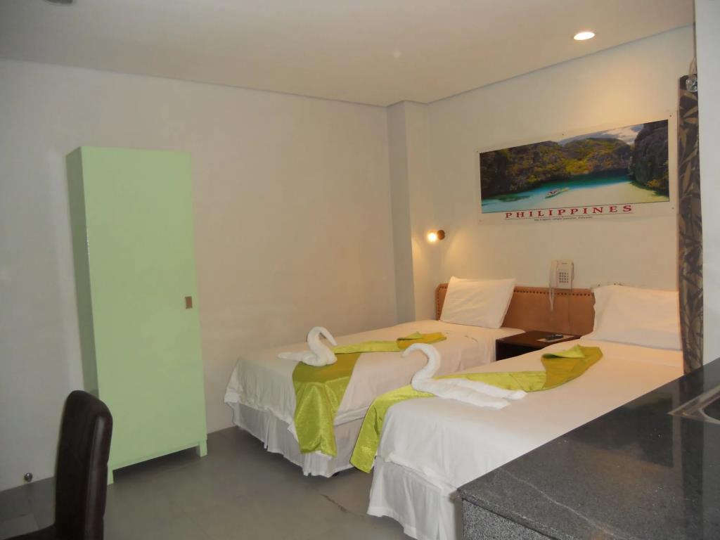 Cinfandel Suites 3*