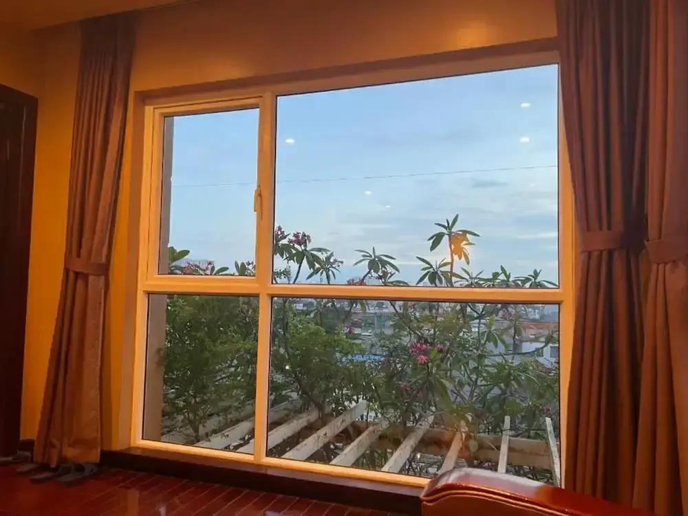 Ha Noi Le Grand Hotel 2*