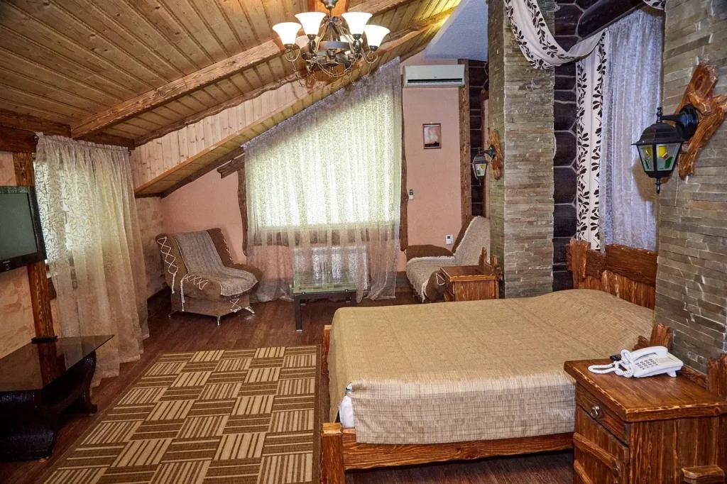 Lovchy Plyus Hotel 0*