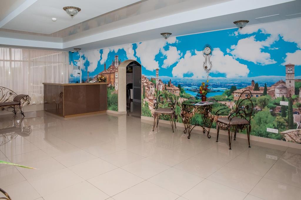 Atrium Hotel 0*