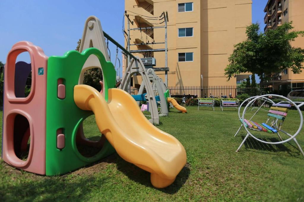 J-Town Serviced Apartments 0*