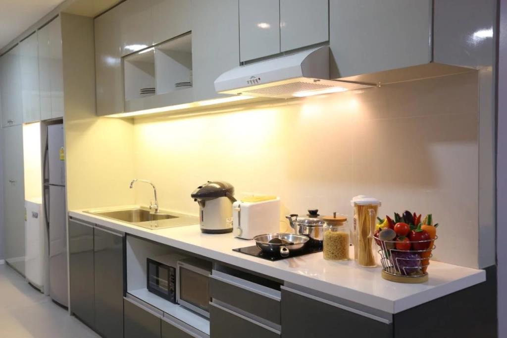 J-Town Serviced Apartments 0*