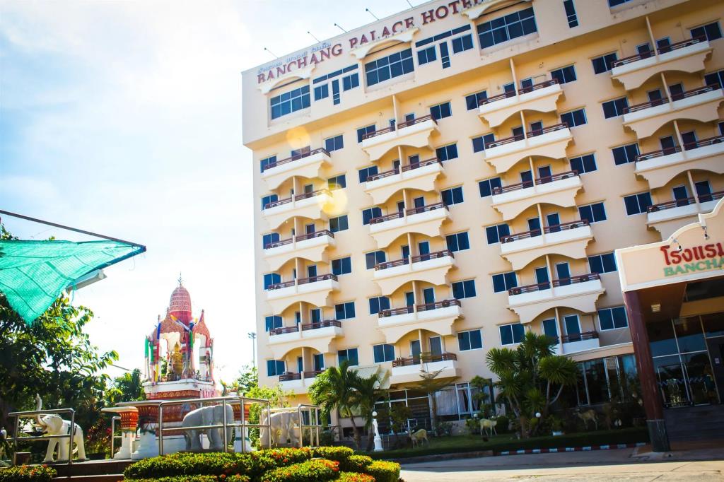Banchang Palace Hotel 3*