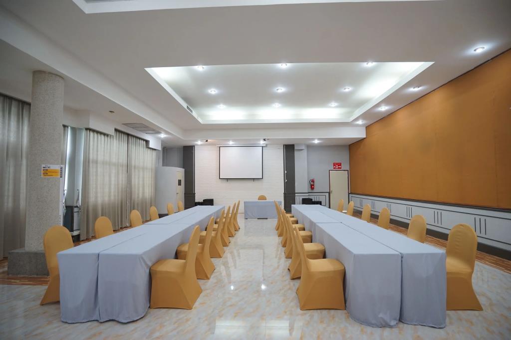 Banchang Palace Hotel 3*