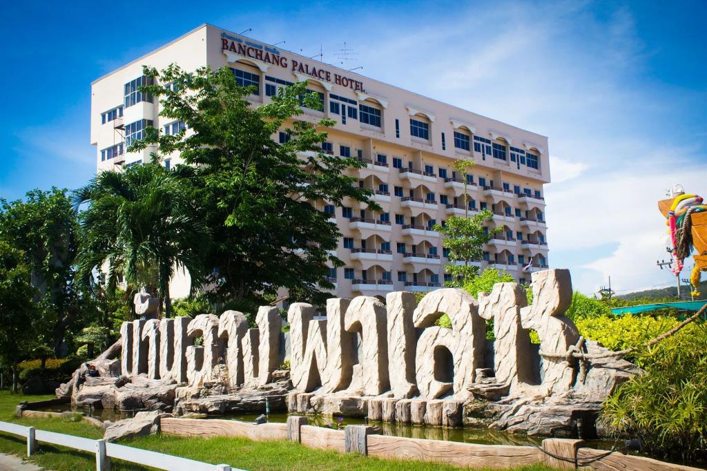 Banchang Palace Hotel 3*
