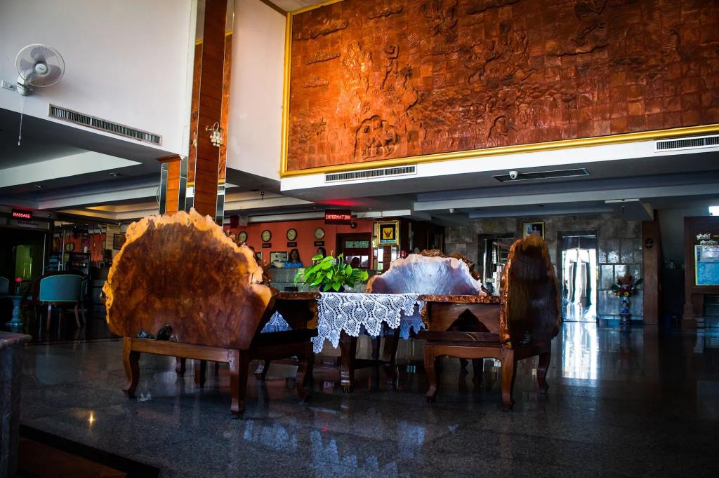 Banchang Palace Hotel 3*