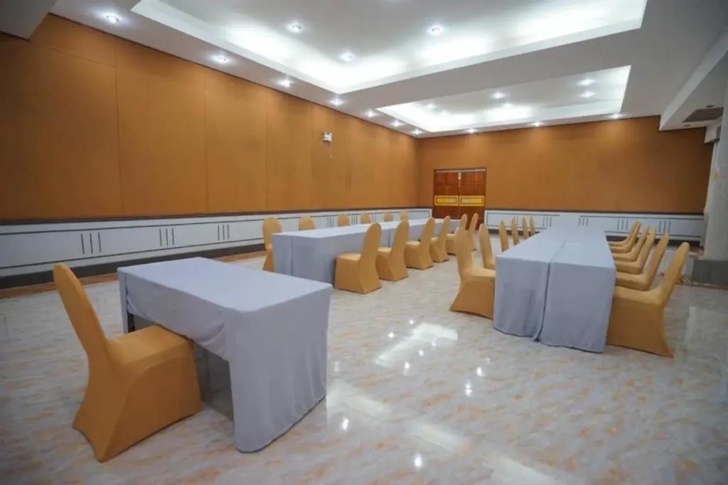 Banchang Palace Hotel 3*
