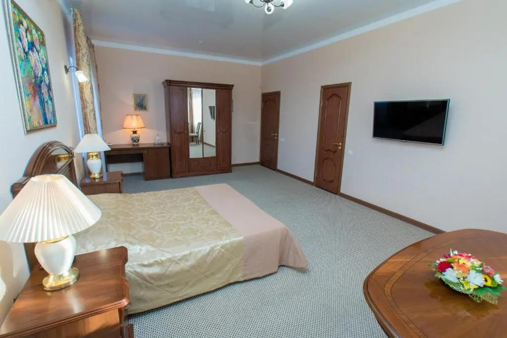 Vinograd Hotel 0*