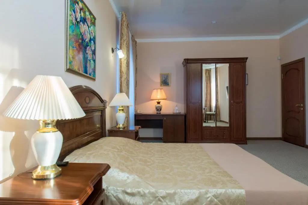 Vinograd Hotel 0*