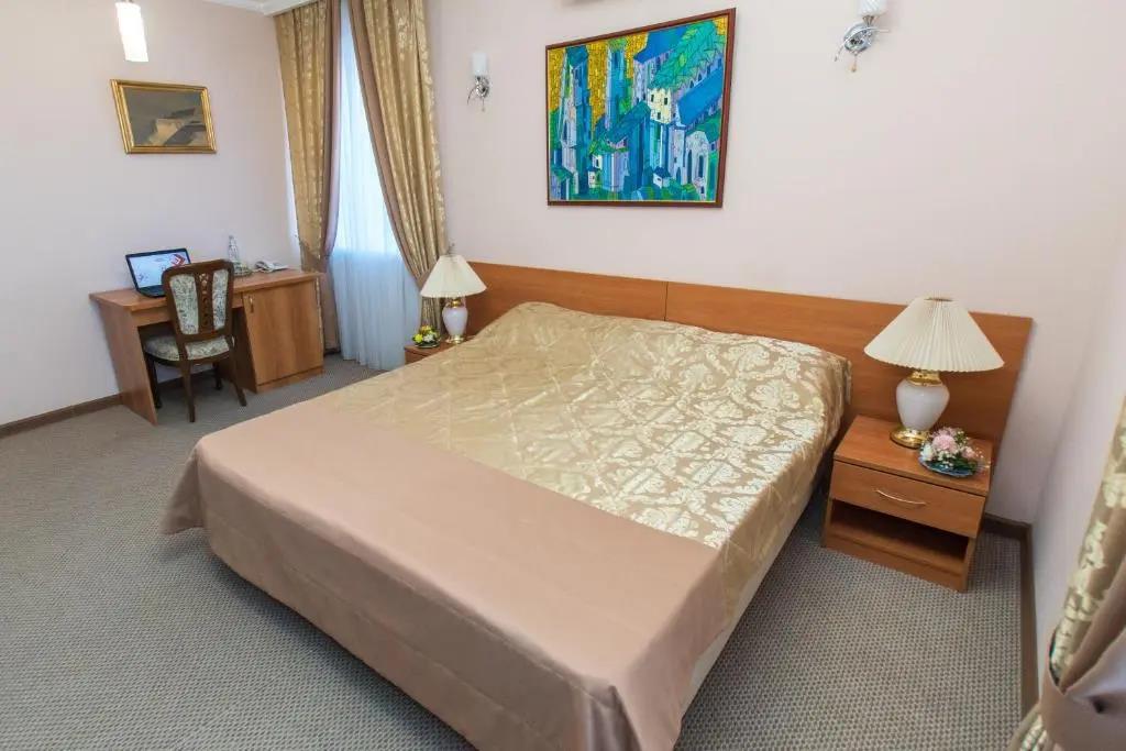 Vinograd Hotel 0*