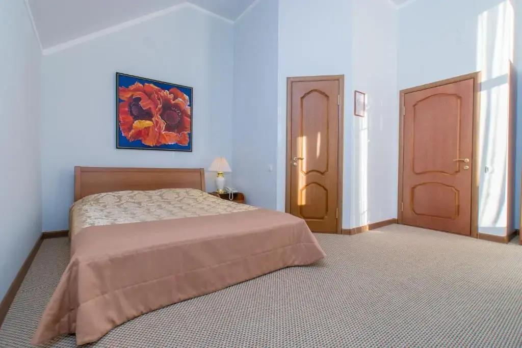 Vinograd Hotel 0*