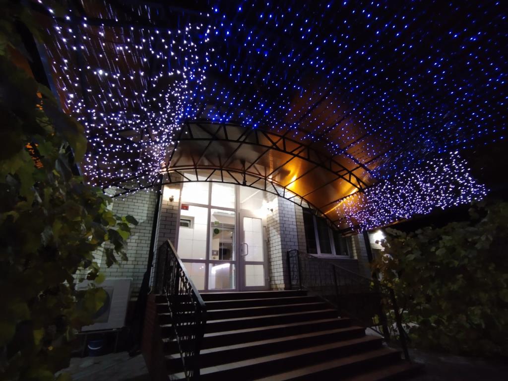 Vinograd Hotel 0*