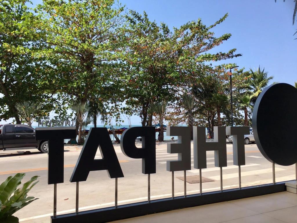 The Pat Hotel 3*