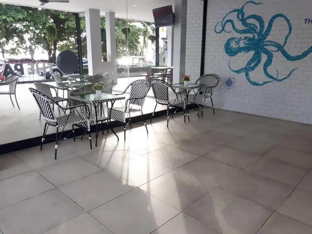 The Pat Hotel 3*