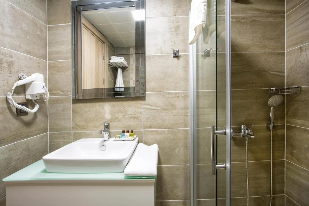 Perla Arya Hotel 0*
