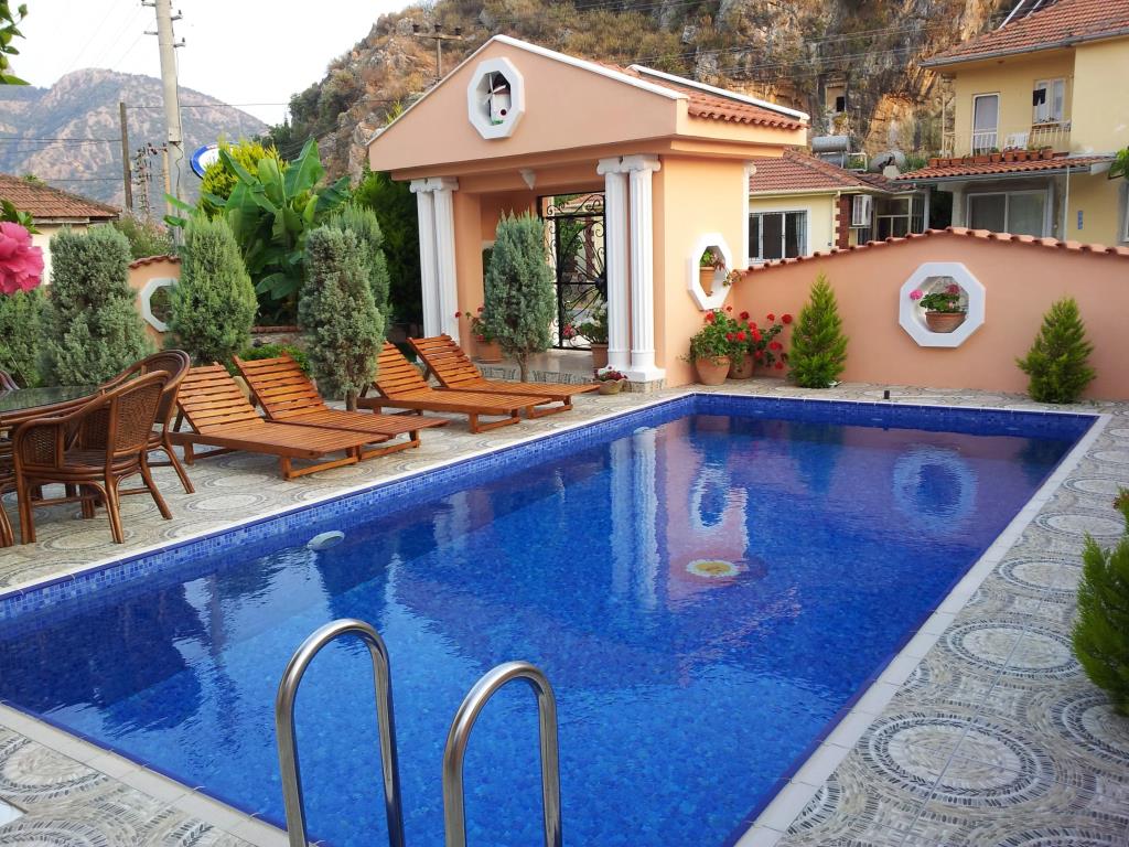 Dalyan Palace Villa 0*