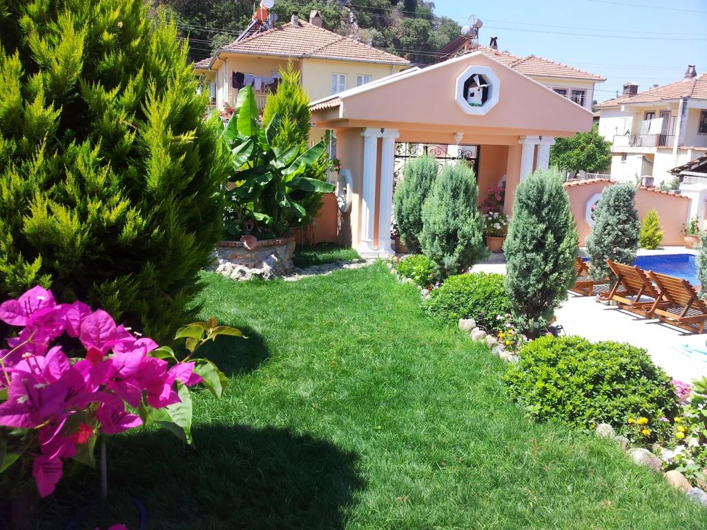Dalyan Palace Villa 0*