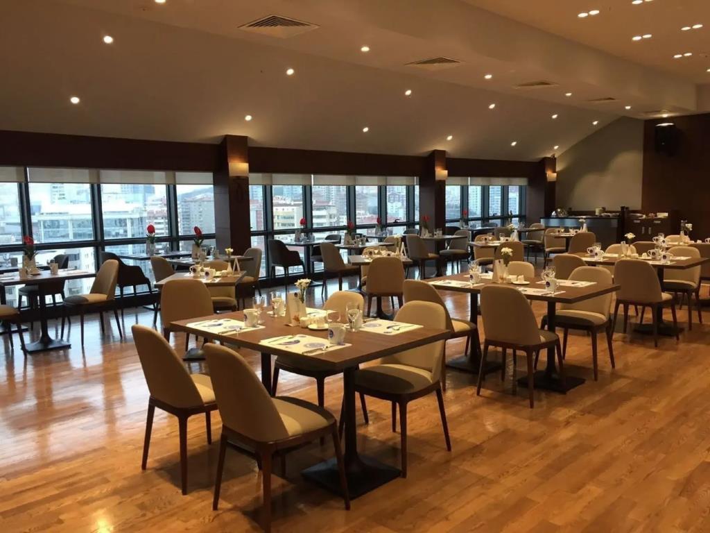 Radisson Blu Hotel Ankara Cankaya 5*