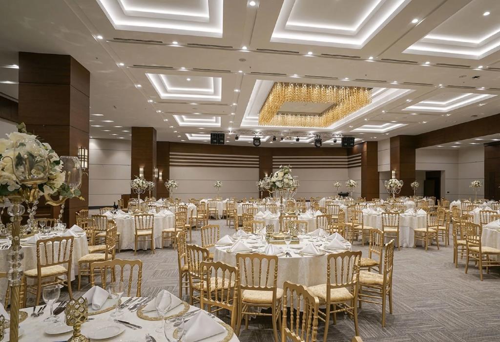 Radisson Blu Hotel Ankara Cankaya 5*