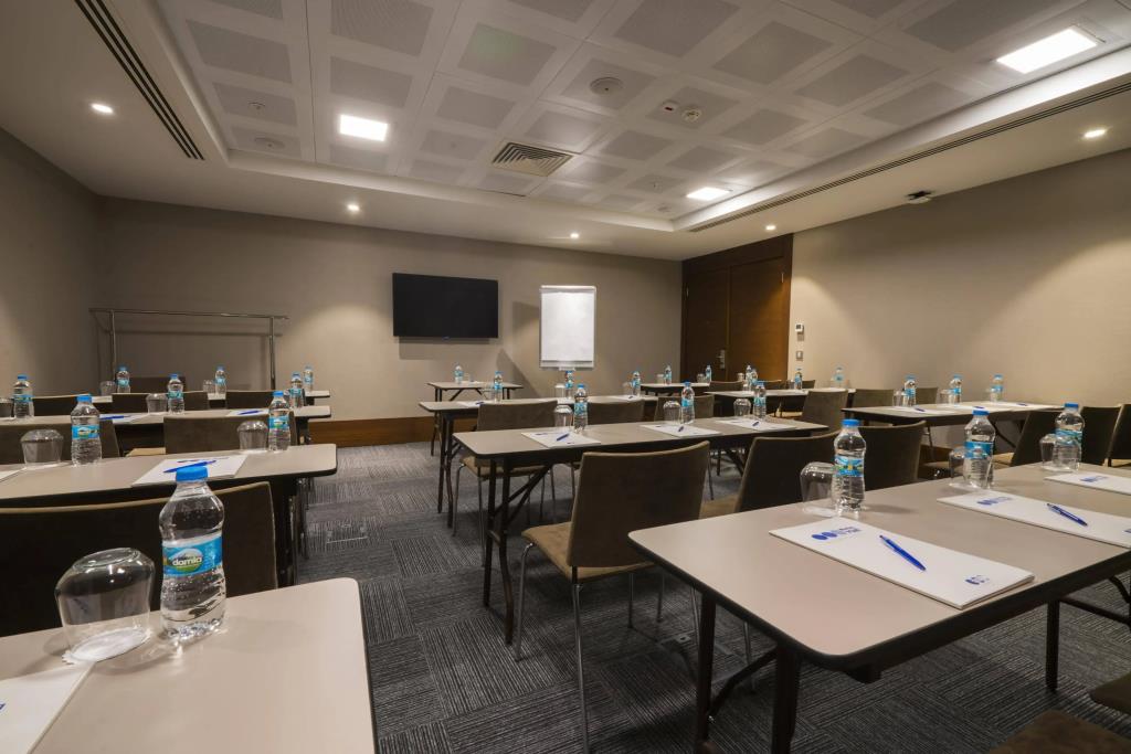 Radisson Blu Hotel Ankara Cankaya 5*