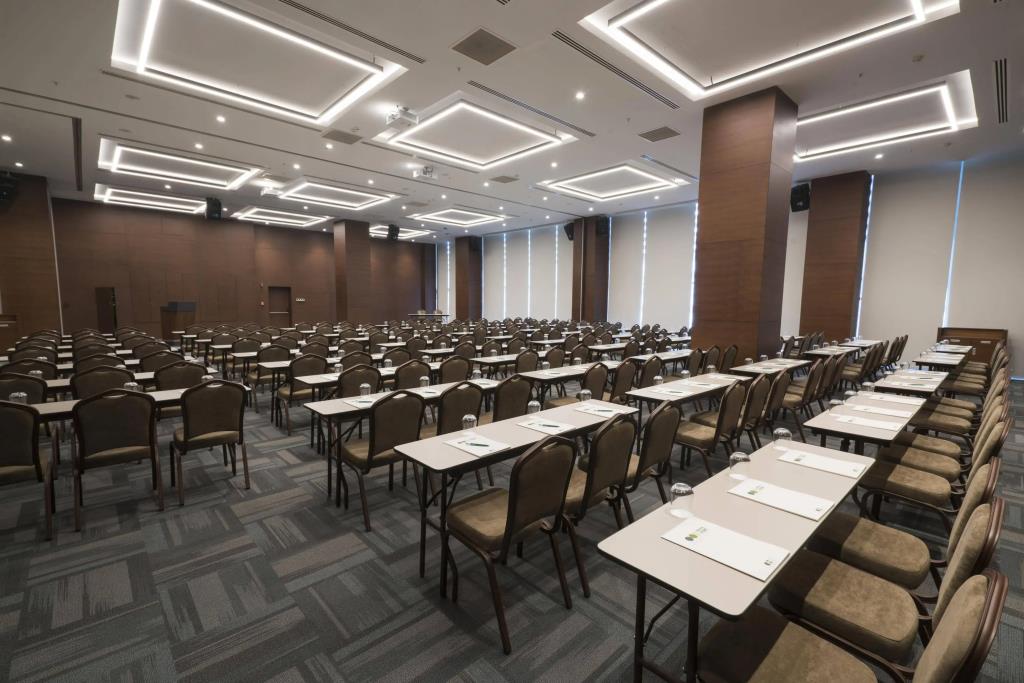 Radisson Blu Hotel Ankara Cankaya 5*