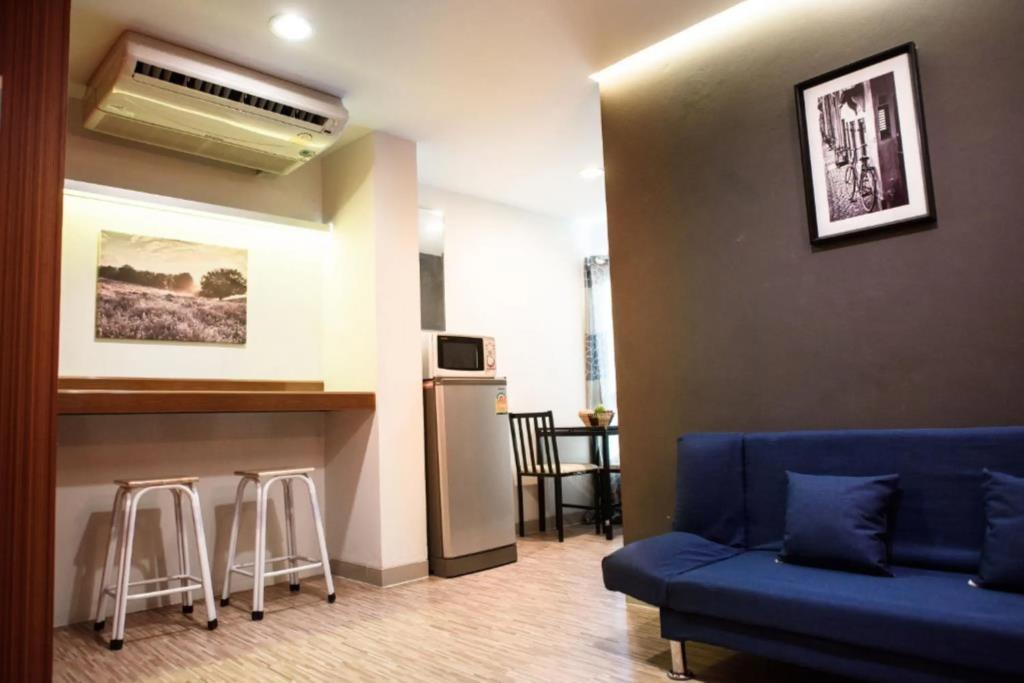 48 Metro Hotel 3*