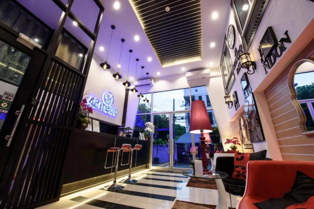 48 Metro Hotel 3*