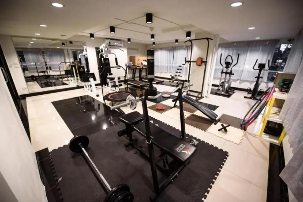 48 Metro Hotel 3*