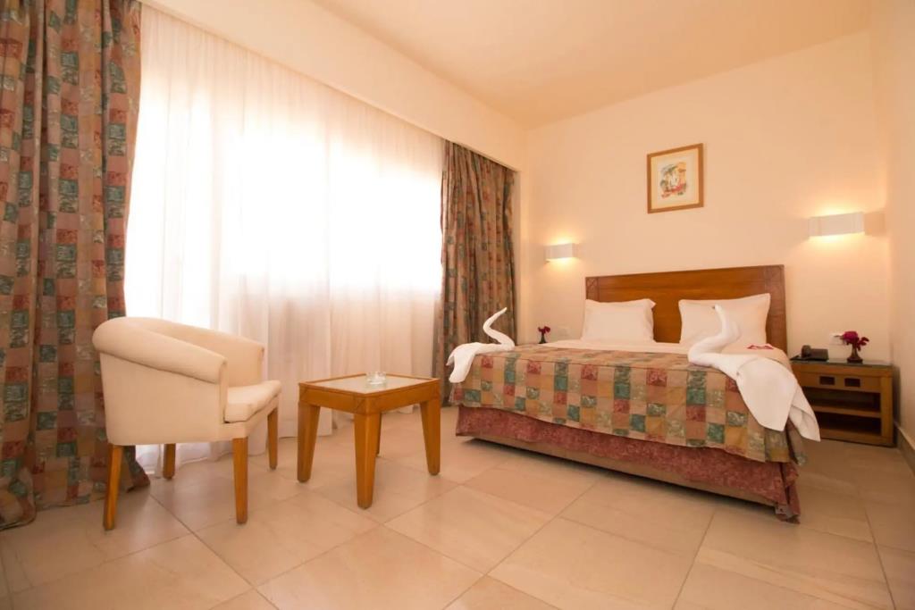 Hapi Hotel 3*