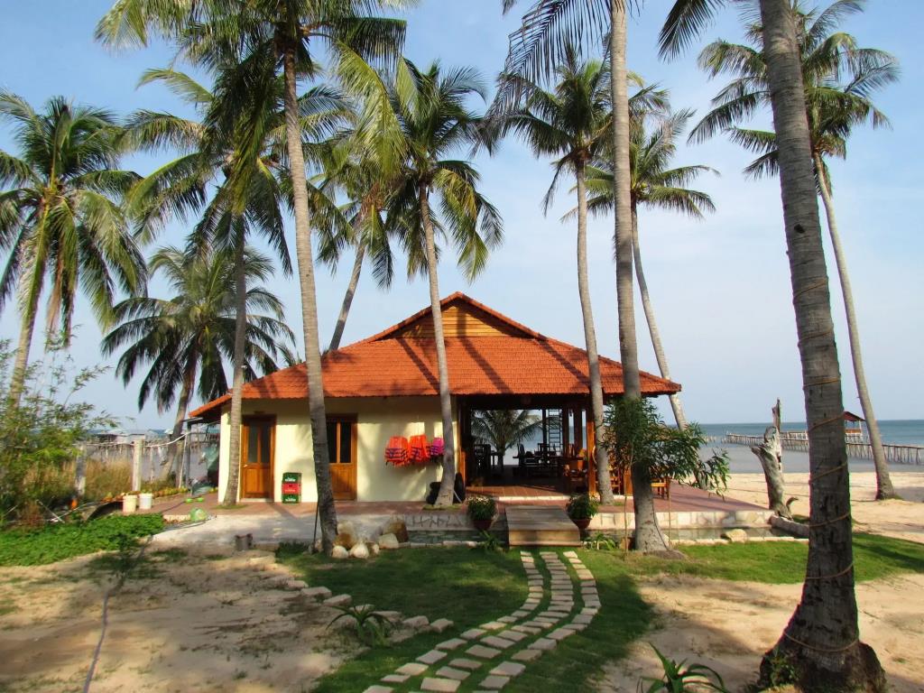 Mango Beach Resort 3*