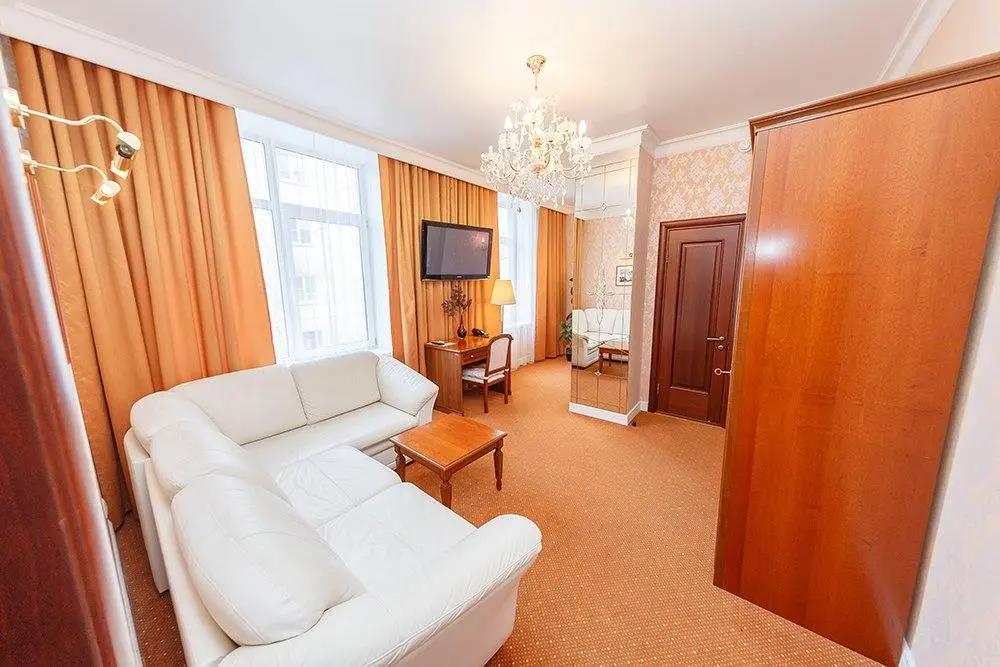 Sarov Hotel 3*