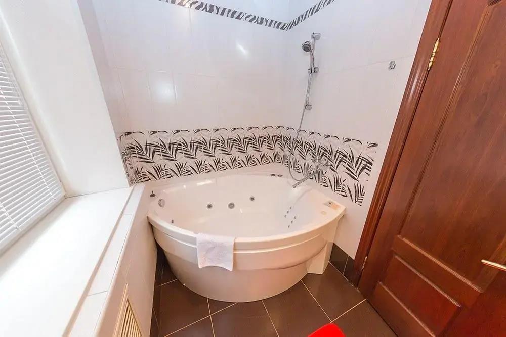 Sarov Hotel 3*