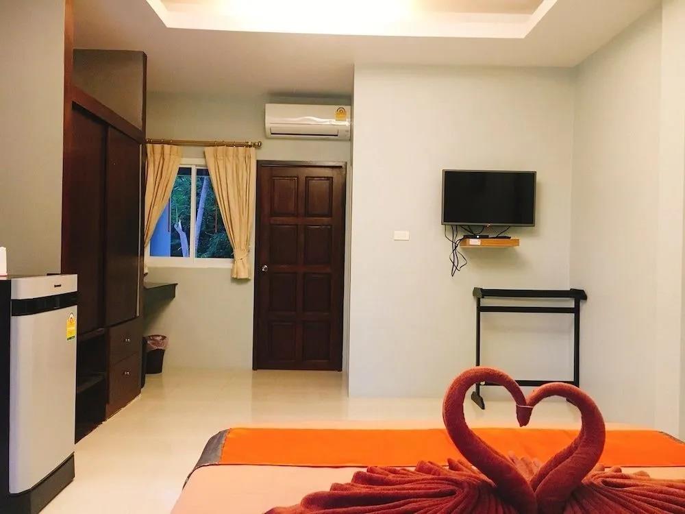 Bussarin Mansion 3*