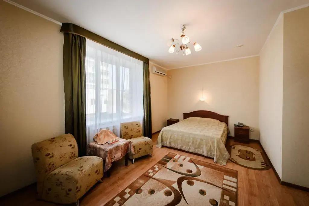 Ekspromt  Hotel 0*