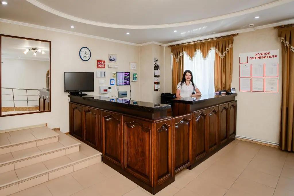 Ekspromt  Hotel 0*