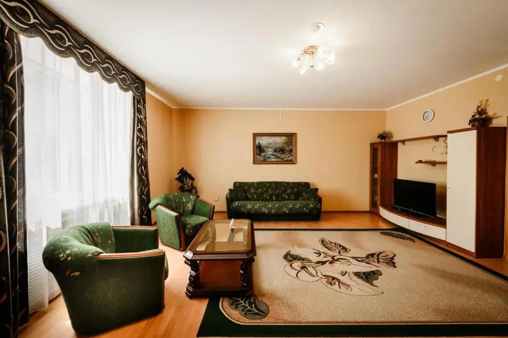 Ekspromt  Hotel 0*