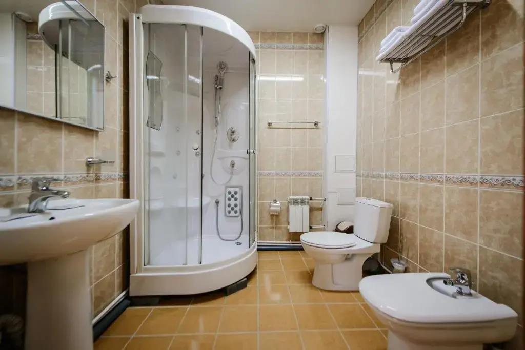 Ekspromt  Hotel 0*