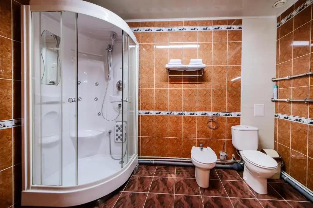 Ekspromt  Hotel 0*
