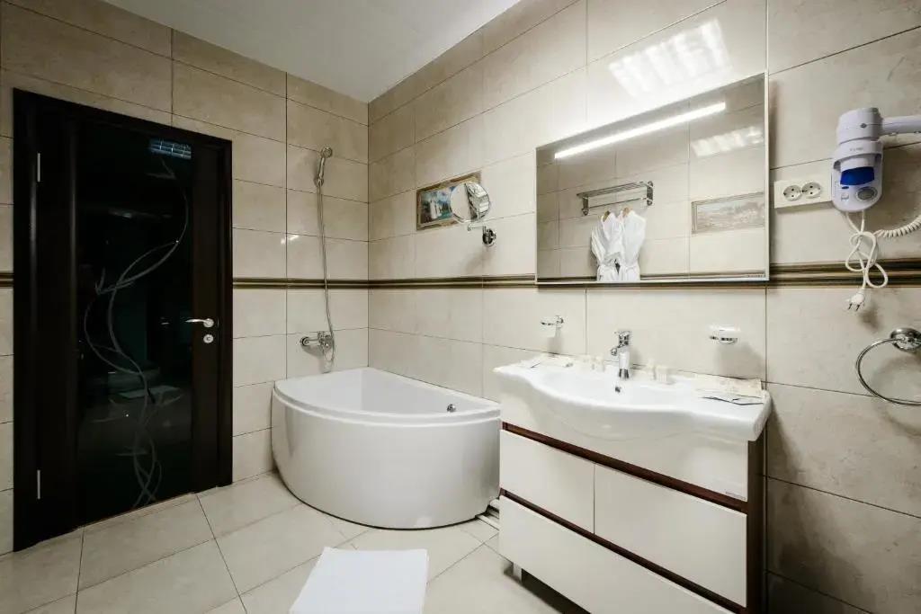 Ekspromt  Hotel 0*