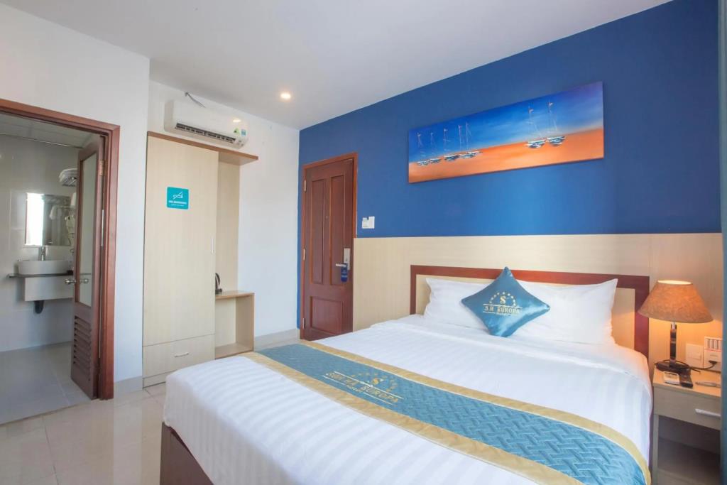 Sh Europa Hotel 3*