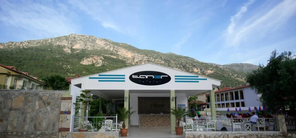 Taner Otel 0*