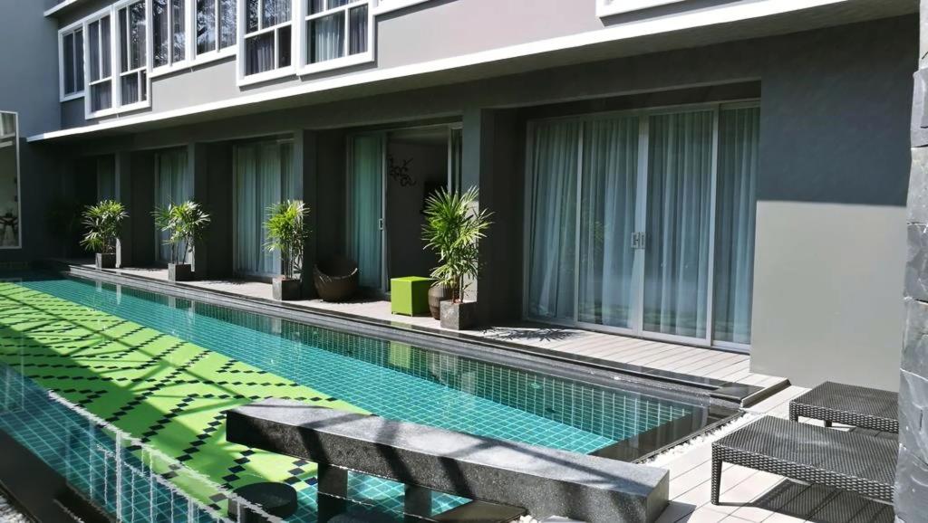 Ae Lana Chiang Mai Hotel 4*