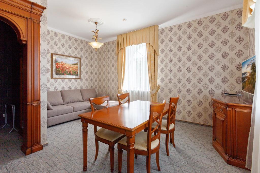 Moya Glinka Hotel 4*