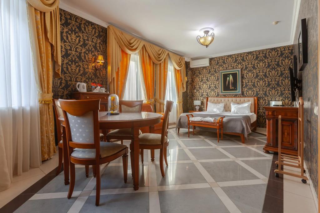 Moya Glinka Hotel 4*