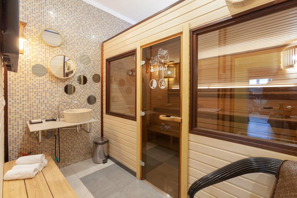 Moya Glinka Hotel 4*