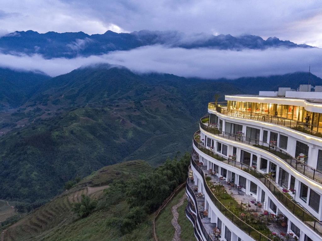 Pao's Sapa Leisure Hotel 5*