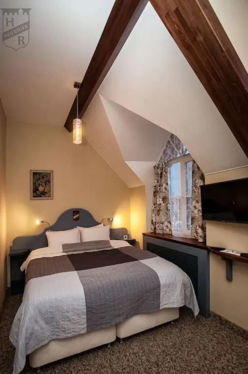 Heuriger  Hotel 3*