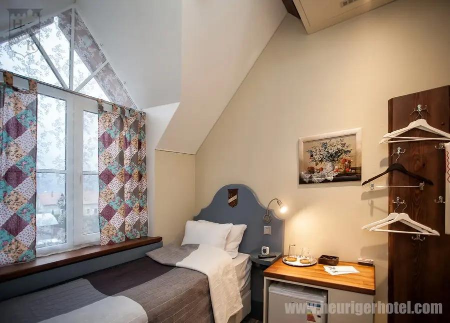 Heuriger  Hotel 3*
